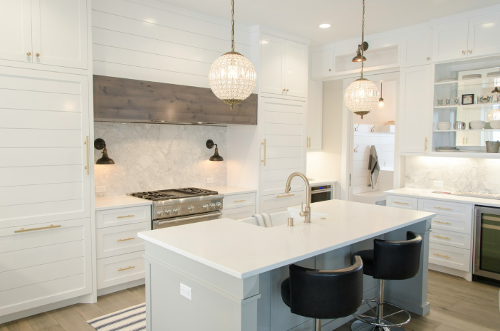 Kitchen Cabinet Spray Painting in Brooklyn and NYC: What It Costs and Who Does It