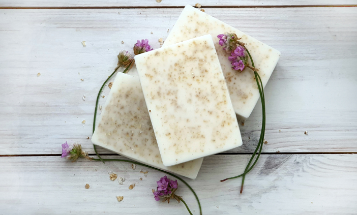 Super-Easy Homemade Honey & Oatmeal Soap Recipe